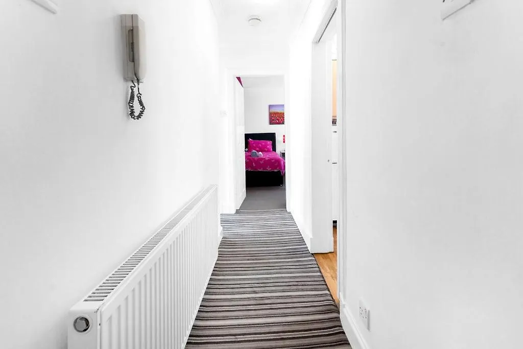 St Marys Street Apartment Edinburgh